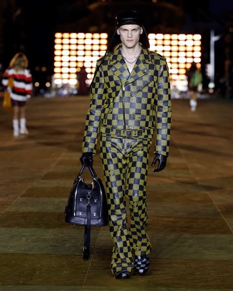 louis vuitton menswear ss 2018|Men's Spring.